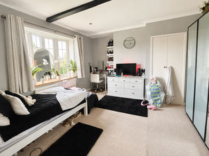 Bedroom- click for photo gallery